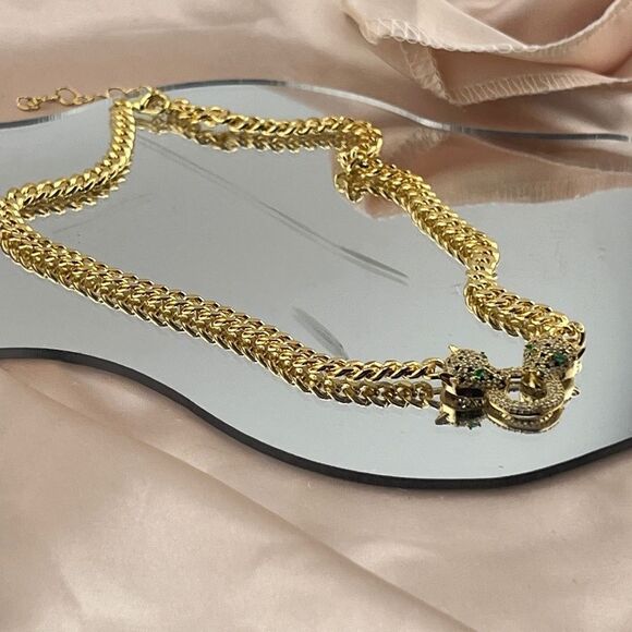 18k gold plated Panther Chain Necklace - Picture 4 of 7